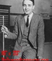 Ralph Greenleaf Sitting on Table Photo/Poster Billiards Classic Collection