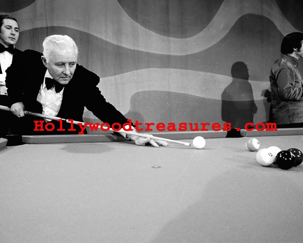 Willie Mosconi~Brunswick~Playing Pool~Champion~Billiards~Shooting Pool~#4~Photo