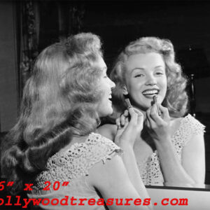 Marilyn Monroe~Lipstick~ Hair Salon~Nail Salon~Makeup~Decor~Print~#8~Photo
